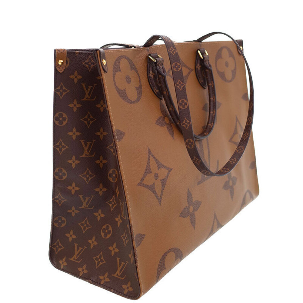 Louis Vuitton the On Bag Giant Go Monogram